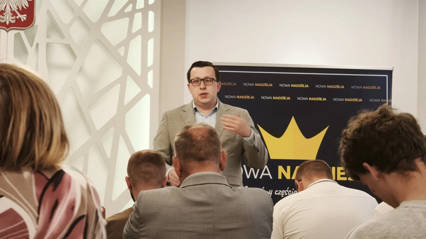 Tomasz Grabarczyk podczas spotkania otwartego w Skaryszewie, 11 maja 2026